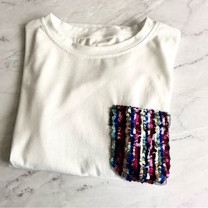 Contrast Sequin Pocket Tee Size M